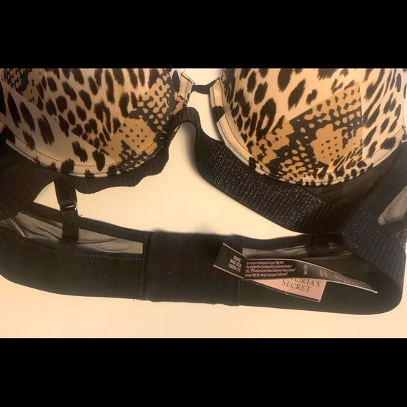 NWT Victoria’s Secret Very Sexy Push Up Bra - Picture 3 of 3